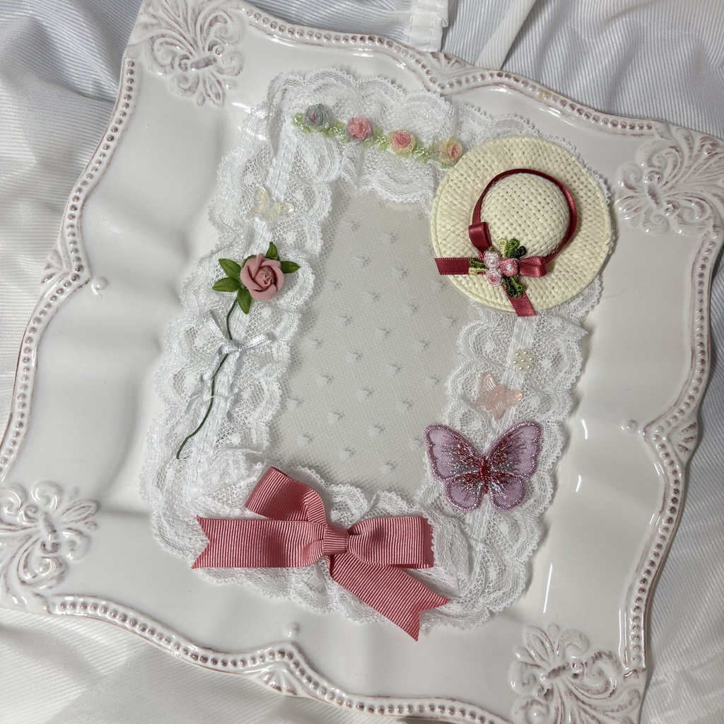 A6:Tinyrosehat decocase๐