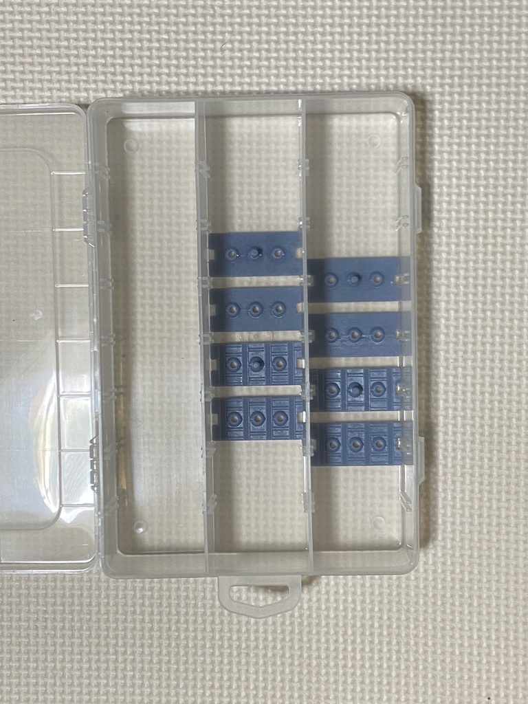 3mm穴付き板&3mm棒付き板コレクションケース用