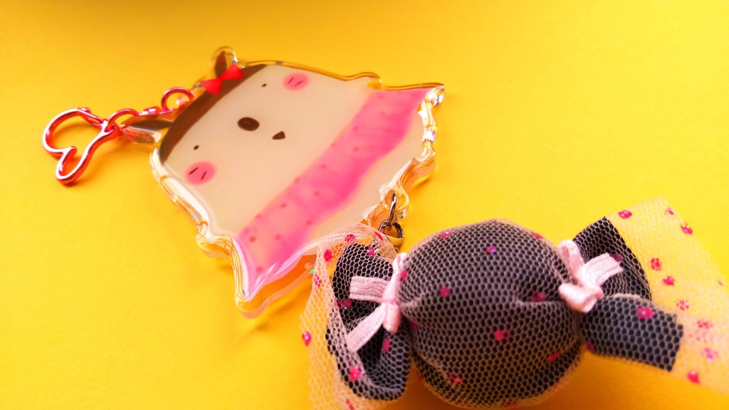 ピュアピュアハートうさぎもどきちゃんアクリルキーホルダー2018年冬