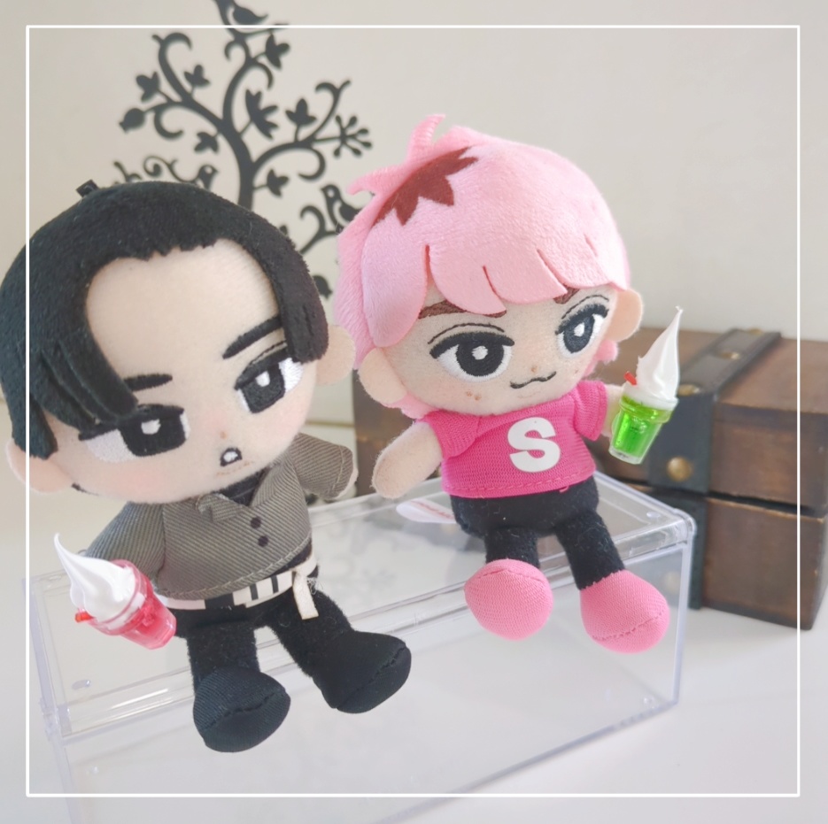 お手持ちクリームソーダ