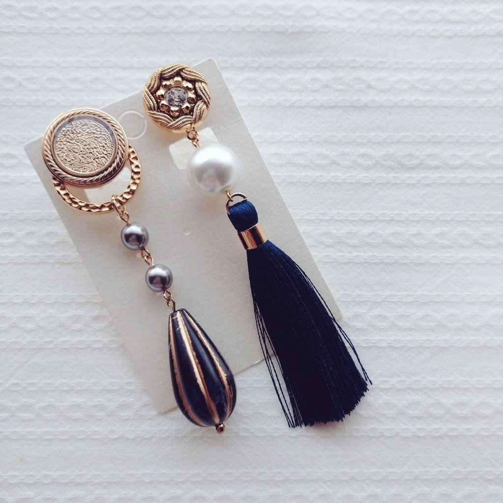 刀剣乱舞 三日月宗近イメージ イヤリング