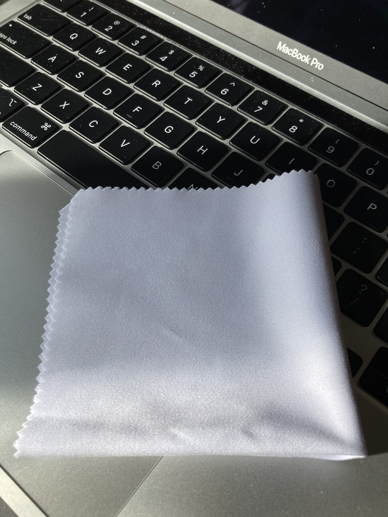 にゃんこ主従メガネ拭き