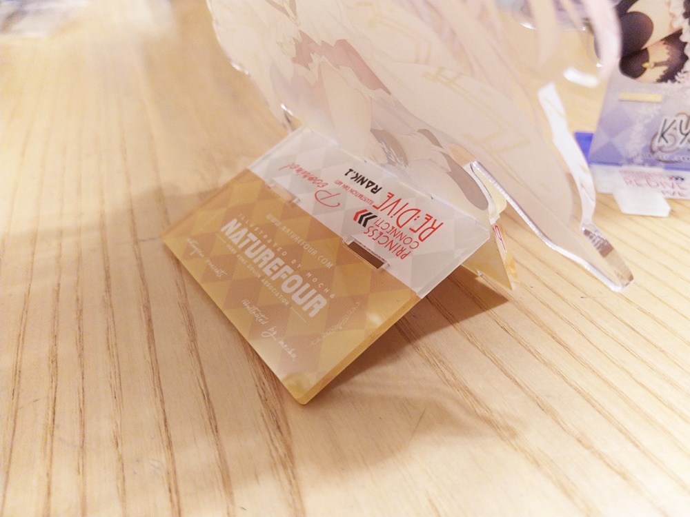 ココチノアクリルスマホスタンド