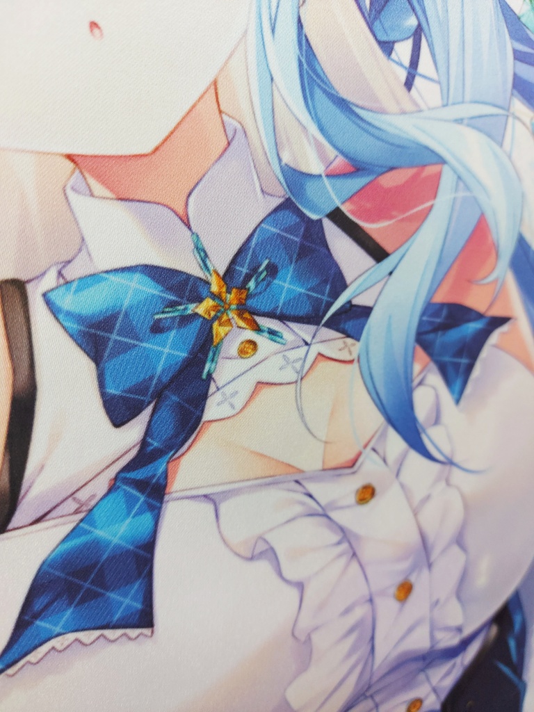 ラミィB2タペストリー