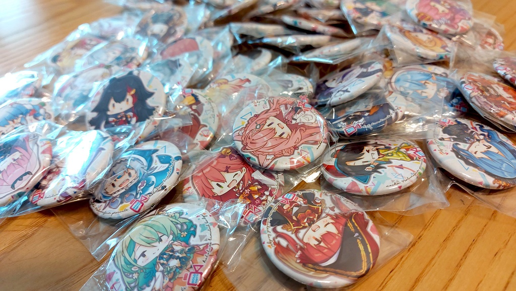 ホロライブトランプと特典バッジ
