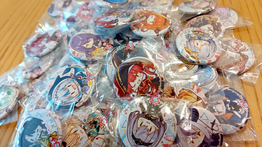 ホロライブトランプと特典バッジ