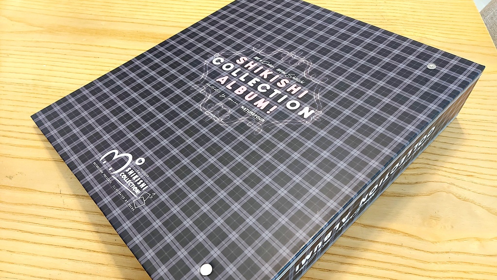 【新作】2x2タイプミニ色紙バインダー (25ページと封入特典箔押しカード3枚付き)