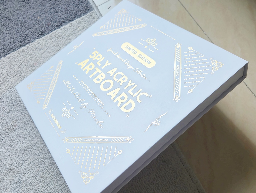 【BOOTH限定/2月上旬以降発送】2024直筆サインアクリル複製画「レイサ」