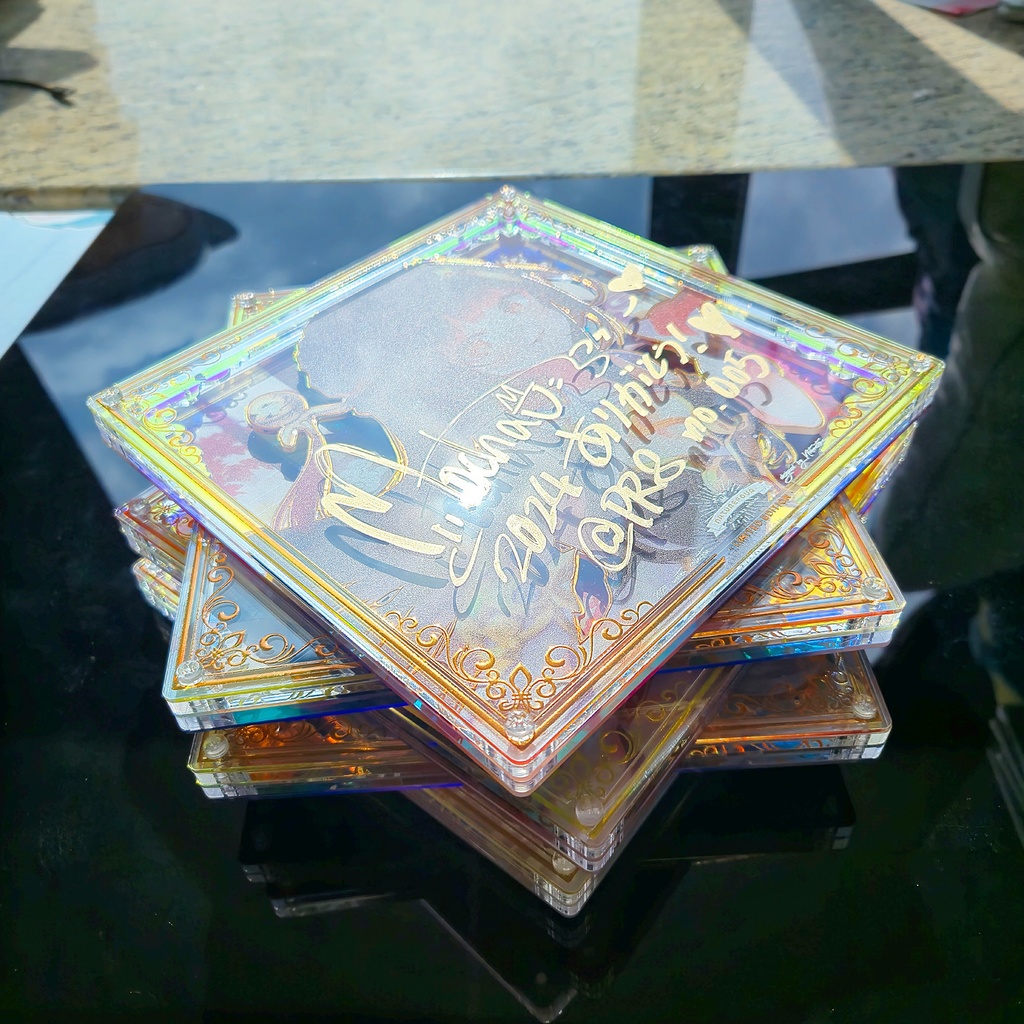 【BOOTH限定/2月上旬以降発送】2024直筆サインアクリル複製画「レイサ」