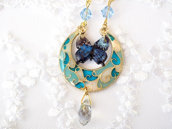 FF15ノクティスイメージ 三日月と蝶のネックレス