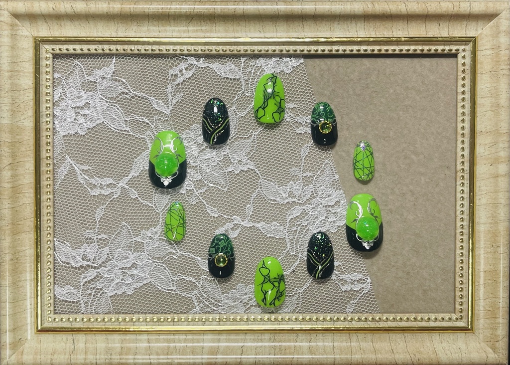 寮モチーフネイル