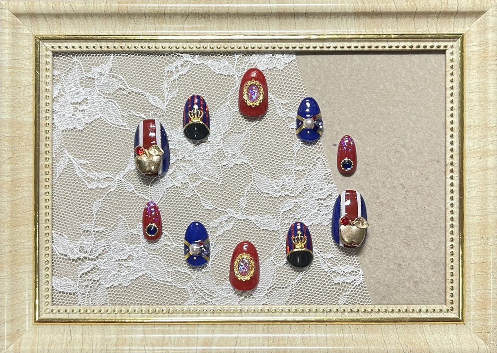 寮モチーフネイル