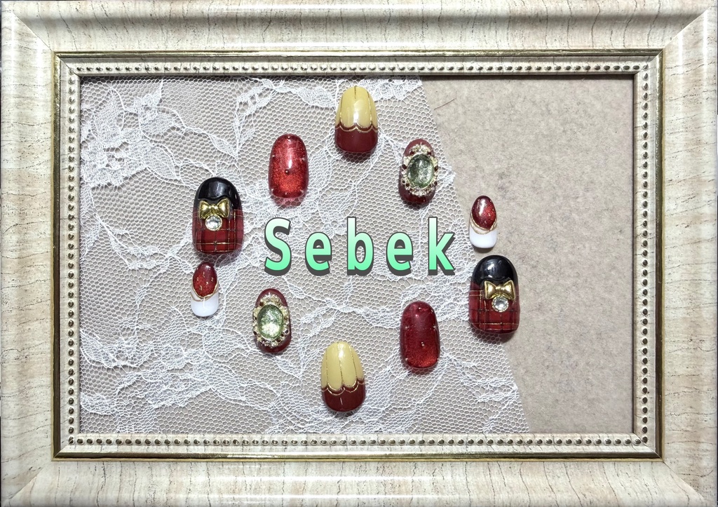 ツイステモチーフネイル【ラ・ボンボニエール】