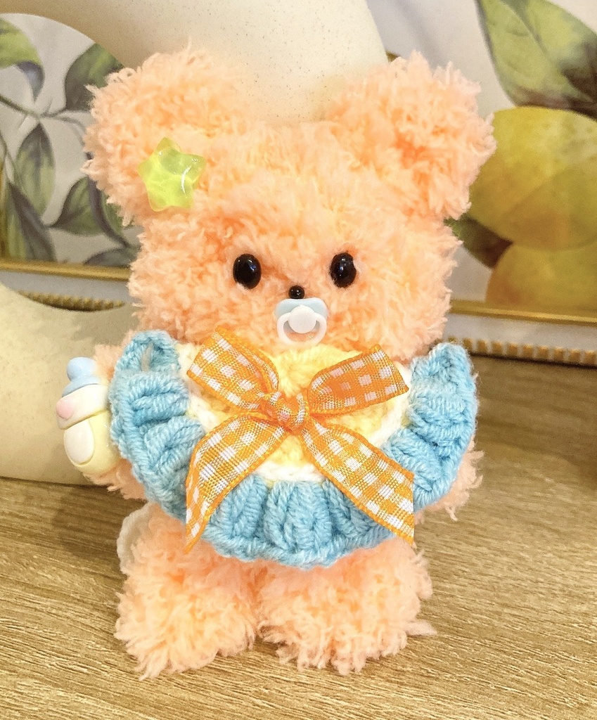 もこもこくま赤ちゃんのお人形(オレンジ)