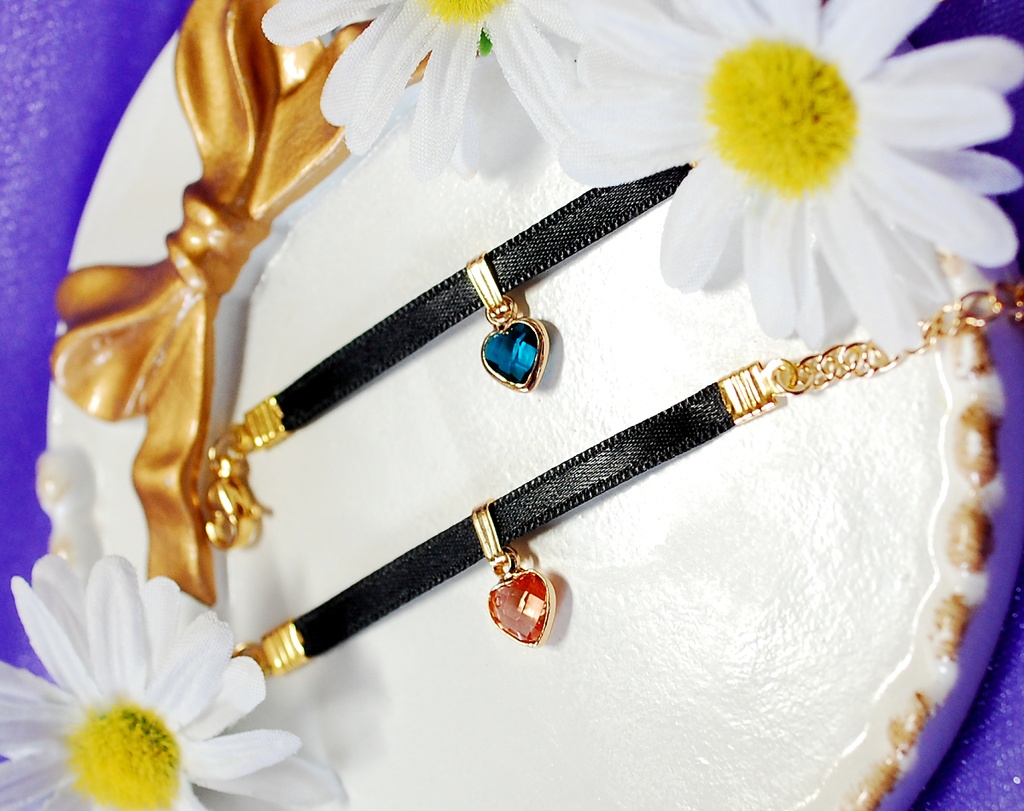 【ラスト1個】クリアハートチョーカー