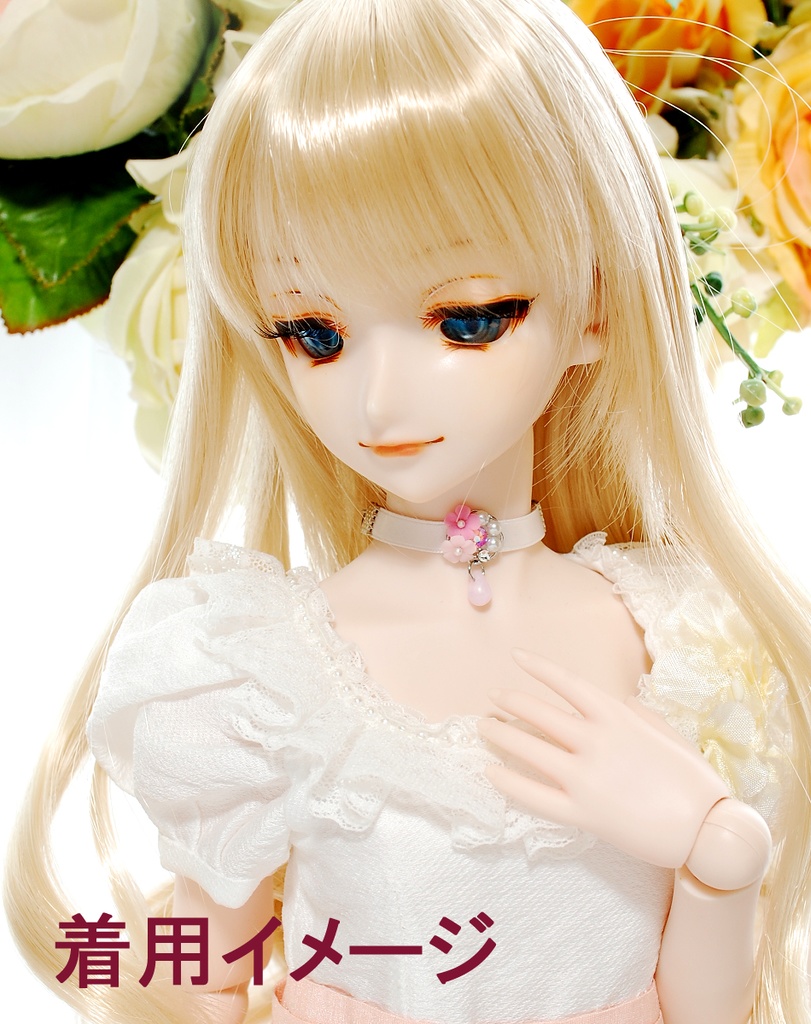 小さな花にパールを添えて