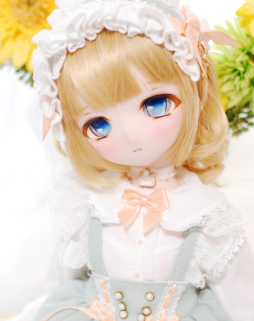 【展示】DDH-01セミホワイト肌カスタムヘッド➕カボションアイ2組➕おまけ