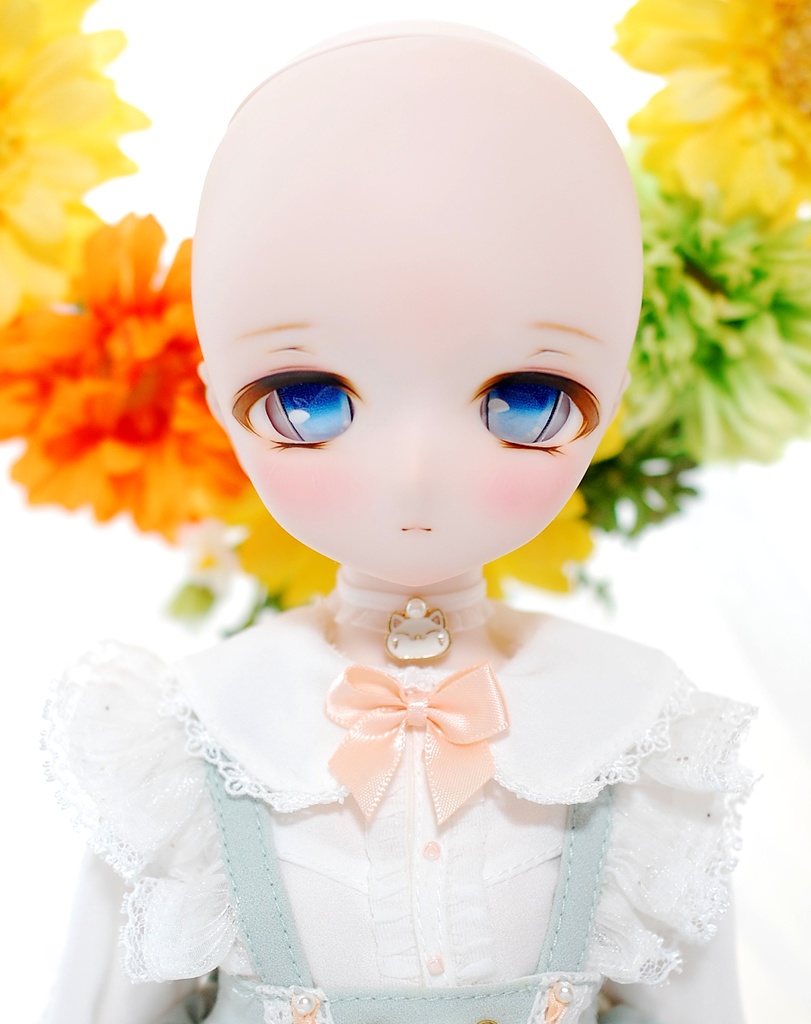 【展示】DDH-01セミホワイト肌カスタムヘッド➕カボションアイ2組➕おまけ