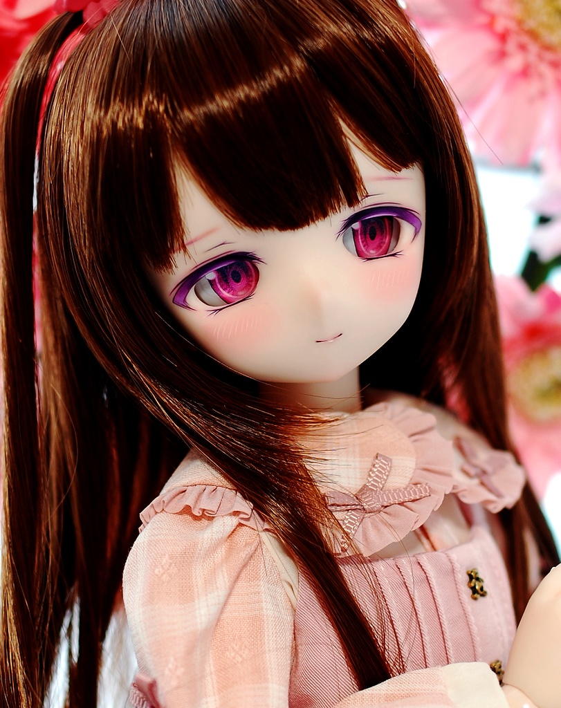 【展示】DDH-01(セミホワイト肌)カスタムヘッド+自作カボションアイ2組+チョーカー1種