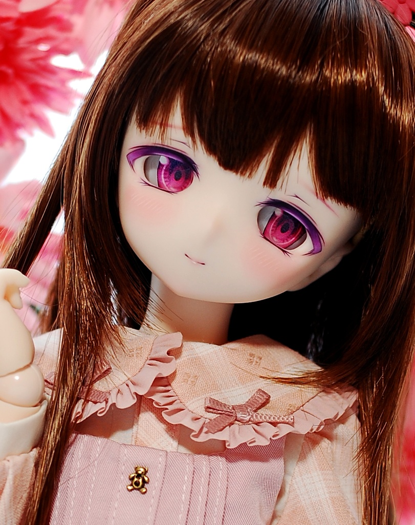 【展示】DDH-01(セミホワイト肌)カスタムヘッド+自作カボションアイ2組+チョーカー1種