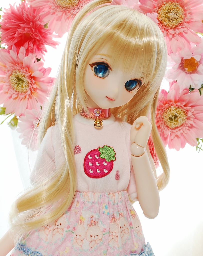 カラフルフラワーと鈴チョーカー