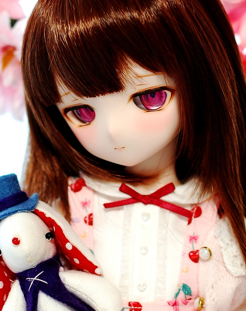 【展示】DDH-01(セミホワイト肌)カスタムヘッド+自作レジンアイ2組