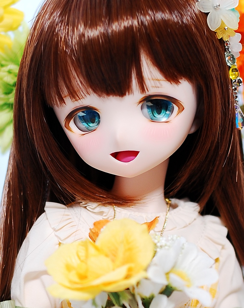 【展示】DDH-01(セミホワイト肌)カスタムヘッド+レジンアイ2組+アクセサリー1種