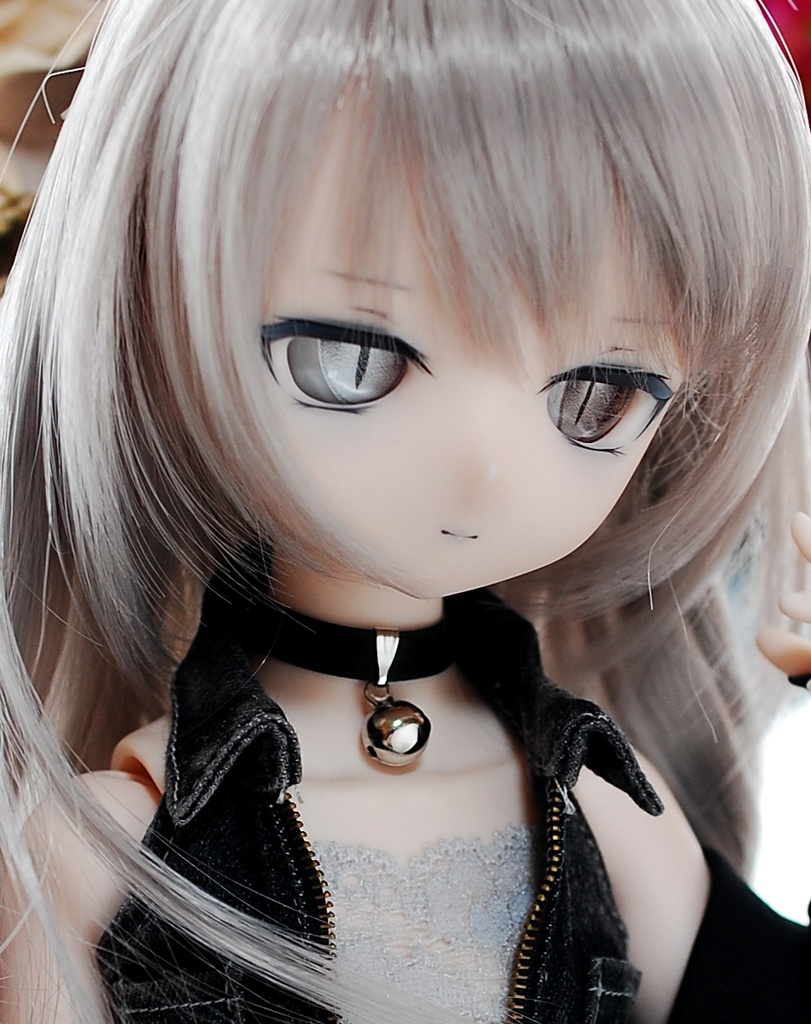 【展示】DDH-01(セミホワイト肌)カスタムヘッド+レジンアイ2組+アクセサリー1種