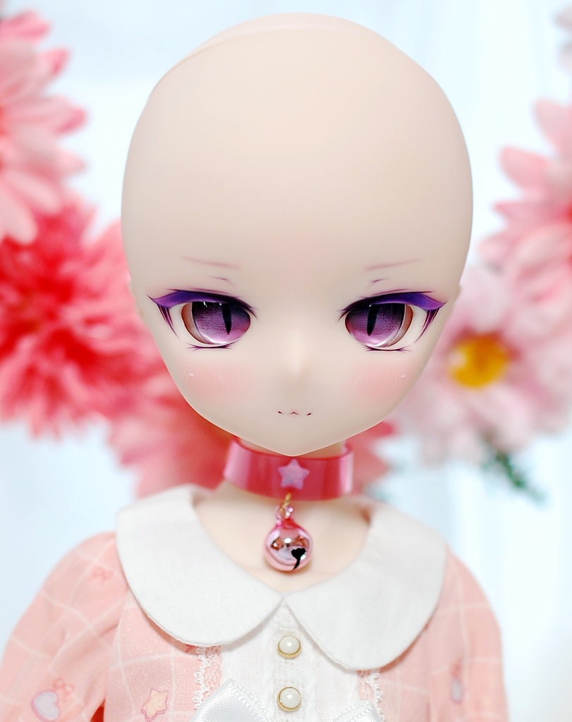 【展示】DDH-01(セミホワイト肌)カスタムヘッド+自作レジンアイ1組+自作アクセサリー1個