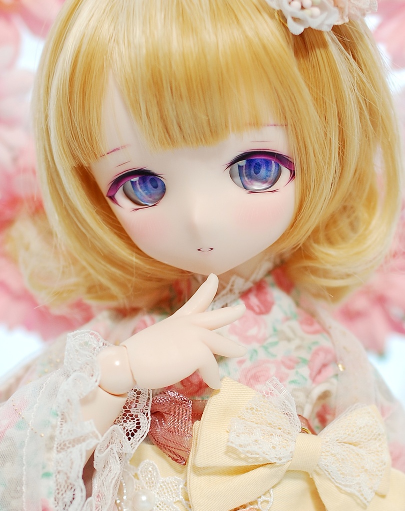 【展示】DDH-01(セミホワイト肌)カスタムヘッド+自作レジンアイ1組