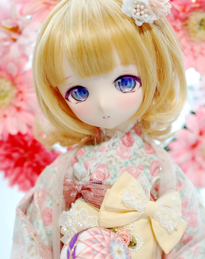 【展示】DDH-01(セミホワイト肌)カスタムヘッド+自作レジンアイ1組