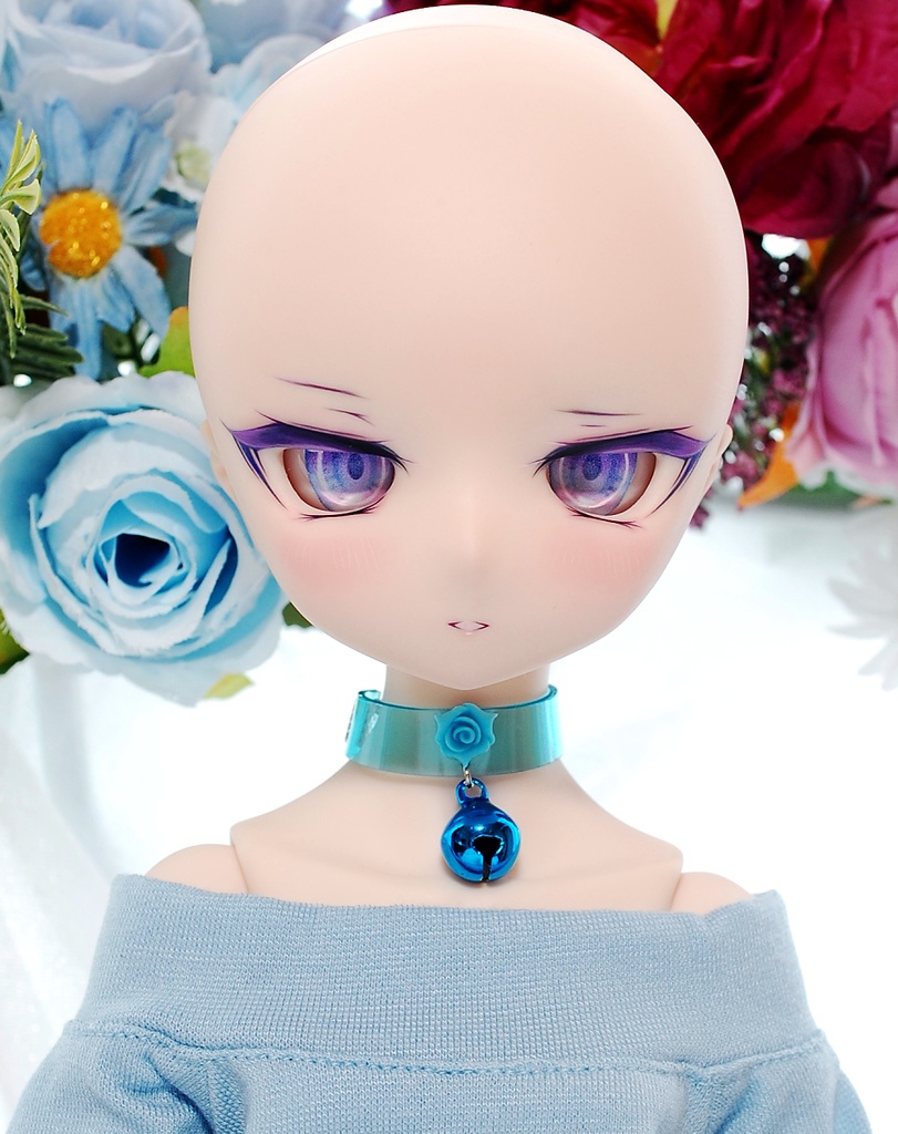 【展示】DDH-01(セミホワイト肌)カスタムヘッド+自作レジンアイ1組+自作アクセサリー1点
