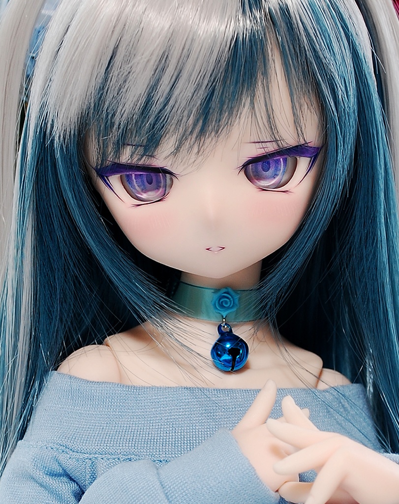 【展示】DDH-01(セミホワイト肌)カスタムヘッド+自作レジンアイ1組+自作アクセサリー1点