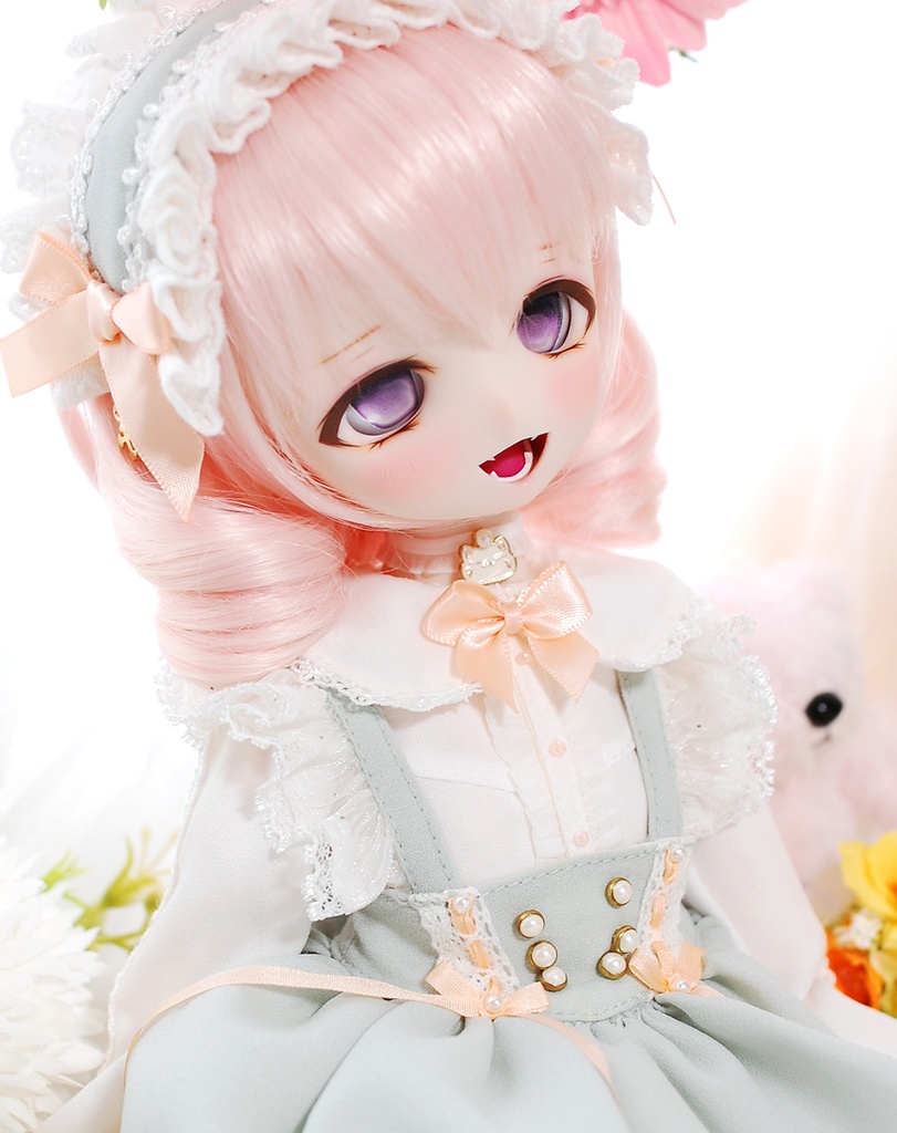【展示】DDH-01(セミホワイト肌)カスタムヘッド+自作レジンアイ1組
