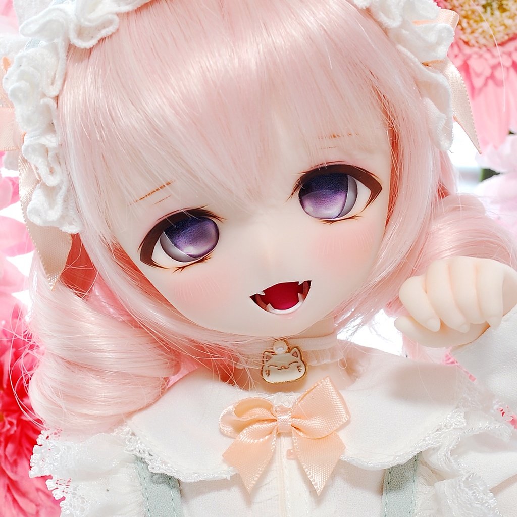 【10/5㈰20時から販売】DDH-01(セミホワイト肌)カスタムヘッド+自作レジンアイ1組
