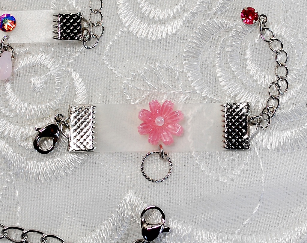 【完売】秋桜チェーン