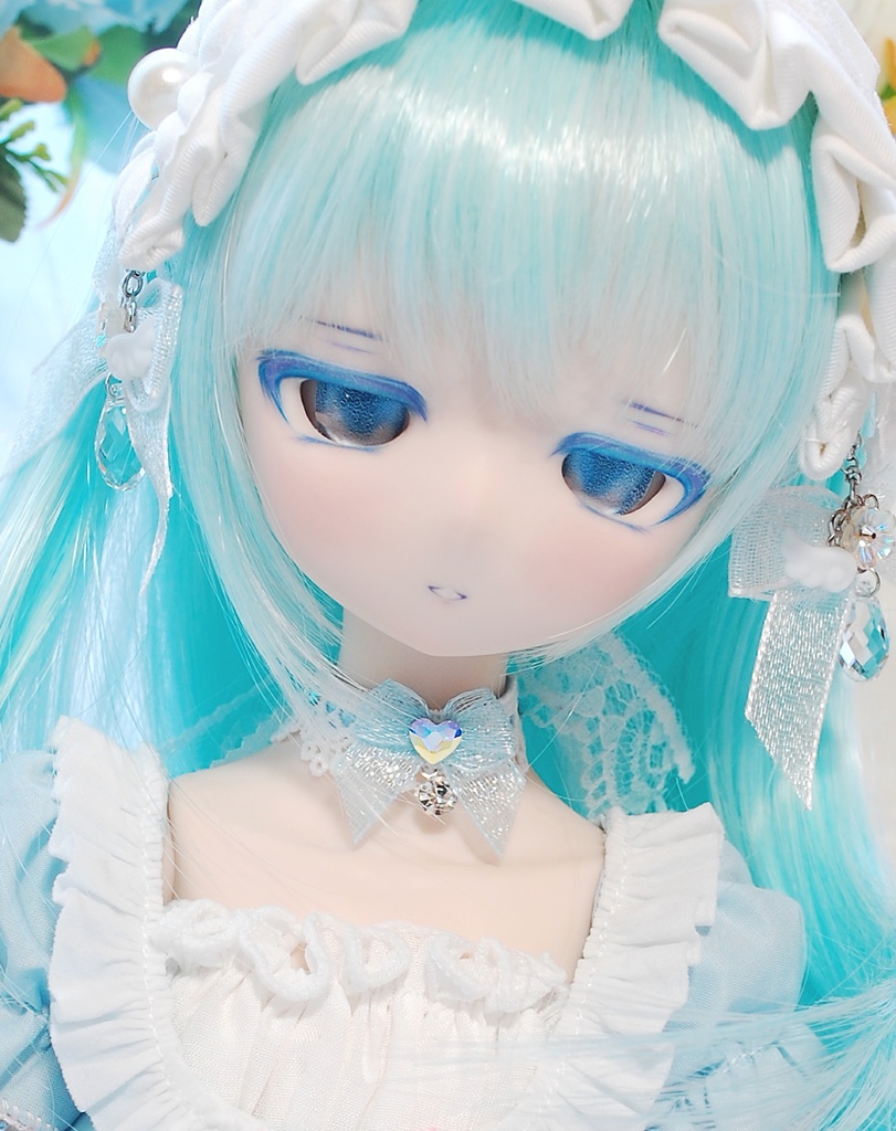 【11/9(日)20時から販売】DDH-01(セミホワイト肌)カスタムヘッド+自作レジンアイ1組+チョーカー1つ