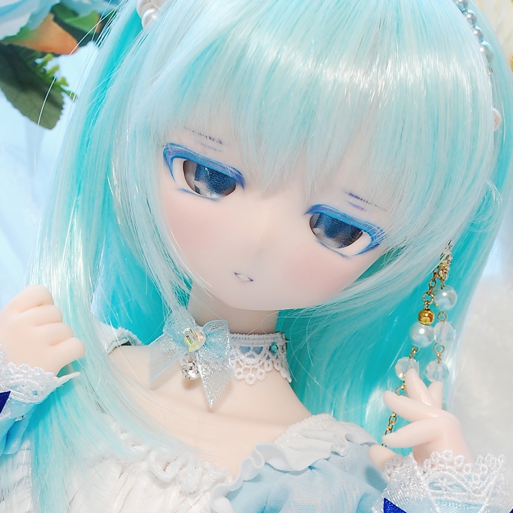 【11/9(日)20時から販売】DDH-01（セミホワイト肌）カスタムヘッド+自作レジンアイ1組+チョーカー1つ