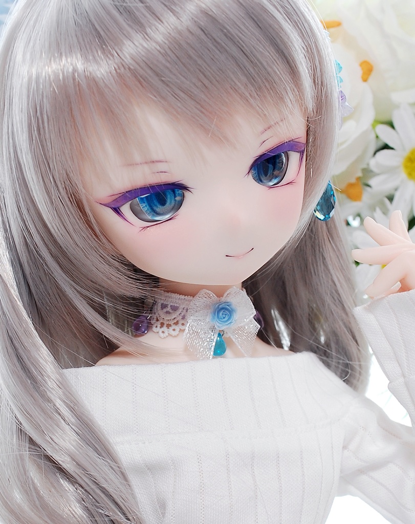 【11/16(日)20時から販売】DDH-01(セミホワイト肌)カスタムヘッド+自作レジンアイ1組+チョーカー1個