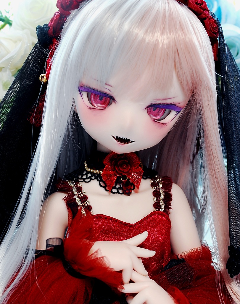 【12/14㈰20時から販売】DDH-01(セミホワイト肌)カスタムヘッド+自作レジンアイ1組