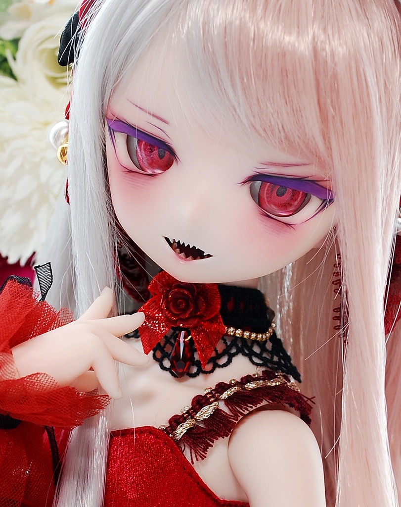 【12/14㈰20時から販売】DDH-01(セミホワイト肌)カスタムヘッド+自作レジンアイ1組