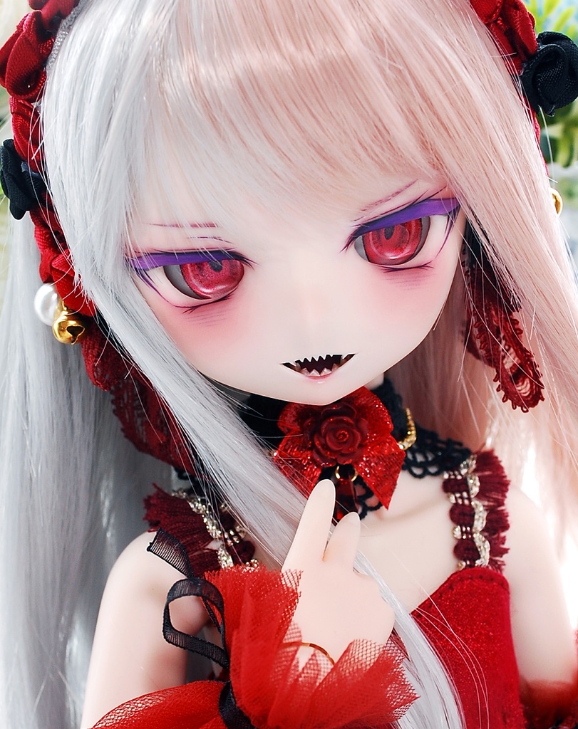 【12/14㈰20時から販売】DDH-01(セミホワイト肌)カスタムヘッド+自作レジンアイ1組