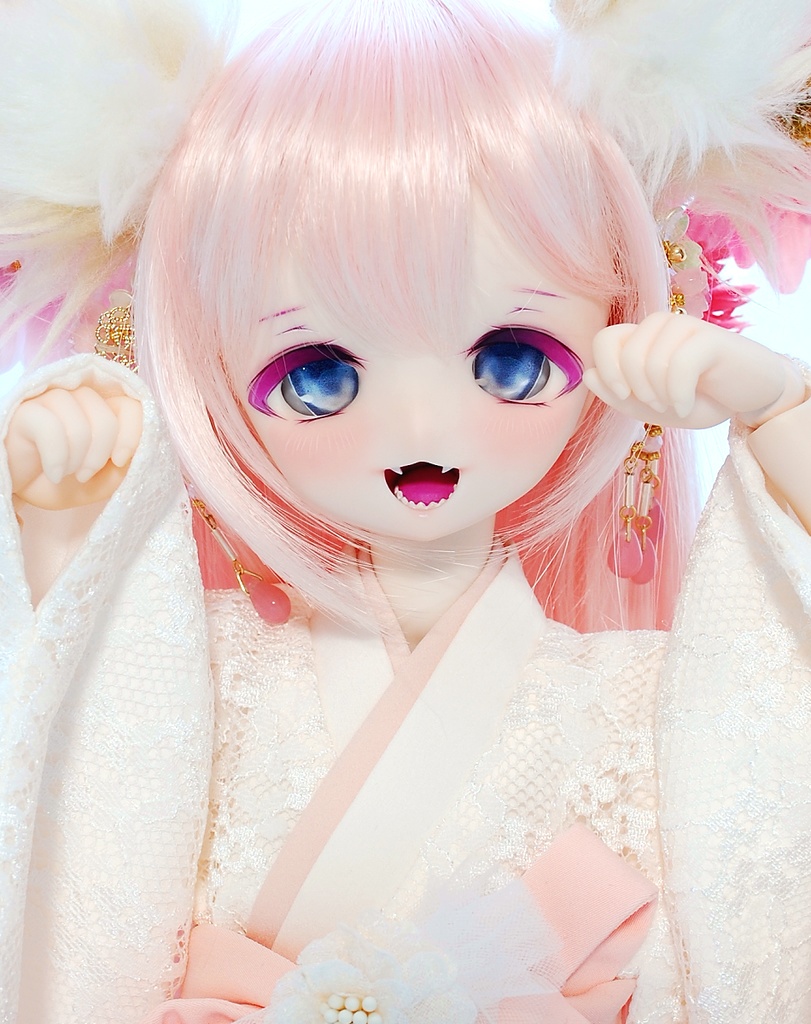 【展示】DDH-01(セミホワイト肌)カスタムヘッド+自作レジンアイ1組