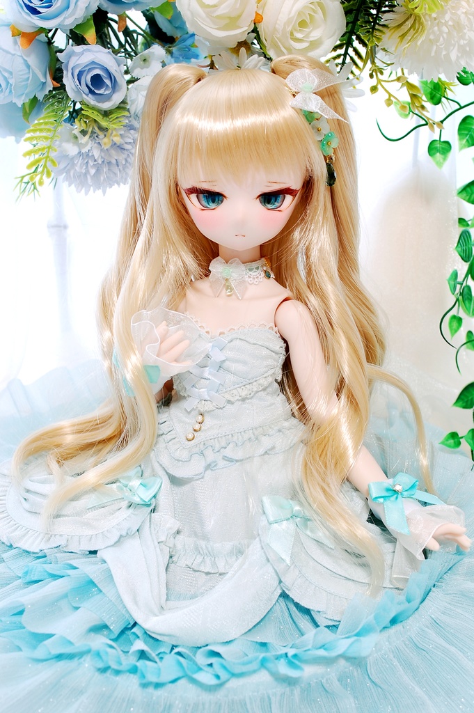 【2/8㈰21:30から販売予定】DDH-01(セミホワイト肌)カスタムヘッド+自作レジンアイ1組