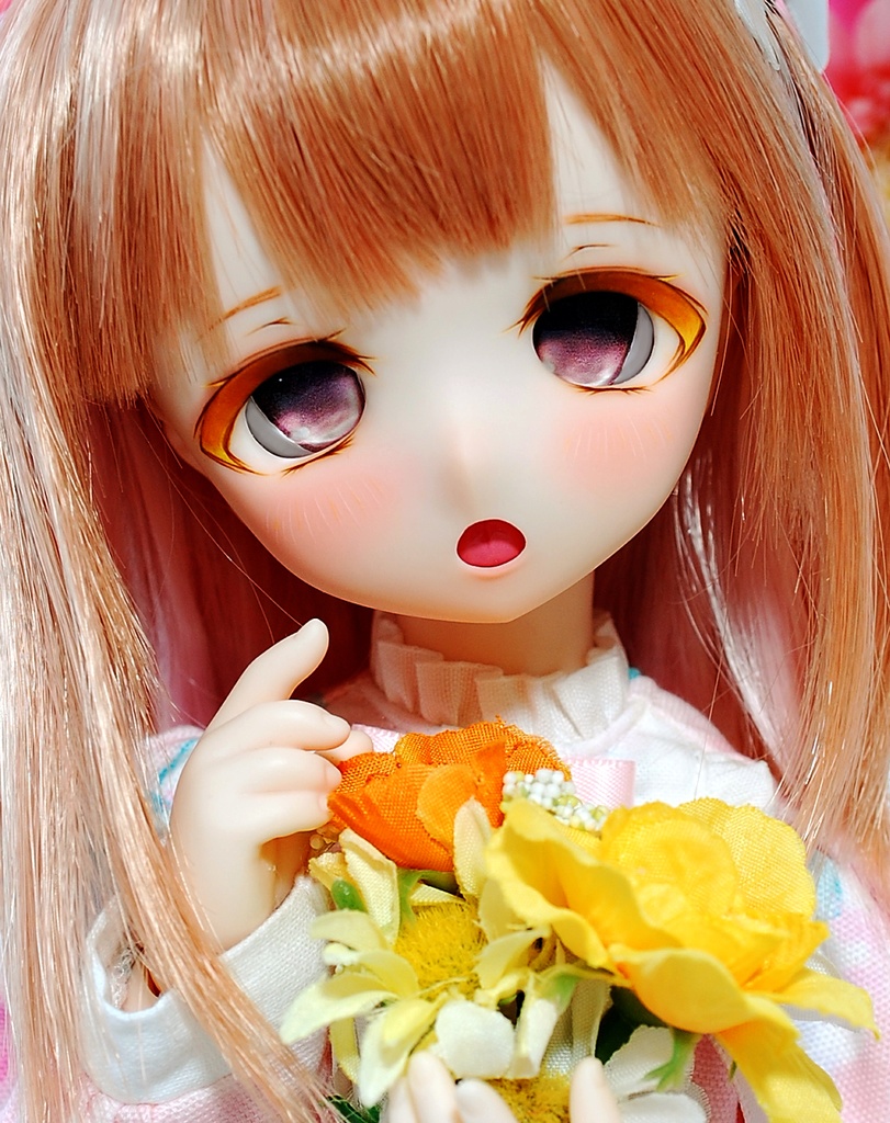 DDH-01(セミホワイト肌)カスタムヘッド+自作レジンアイ1組