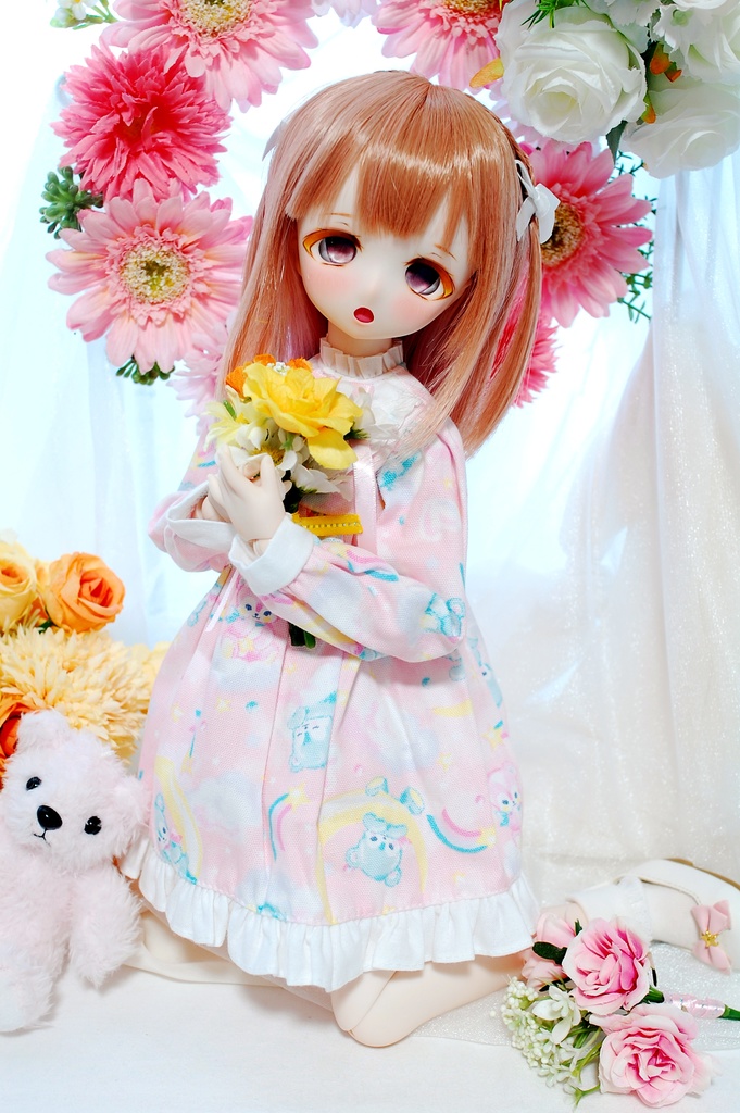 DDH-01(セミホワイト肌)カスタムヘッド+自作レジンアイ1組