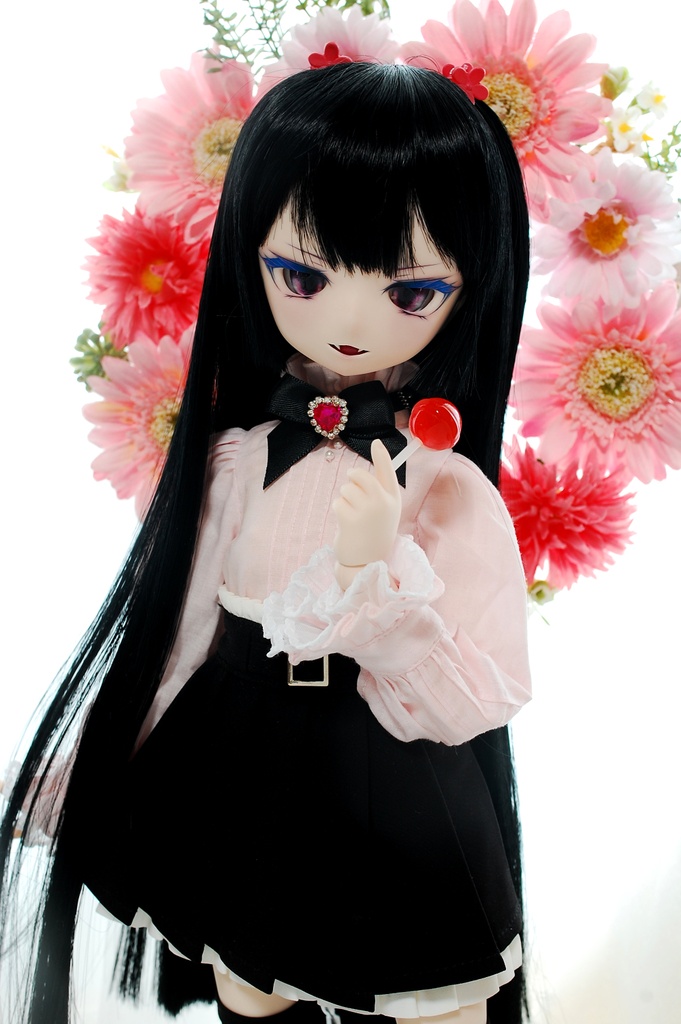 【感謝価格】魅惑的な美しさ/ Enchanting Beauty DDH-01(セミホワイト肌)カスタムヘッド+自作レジンアイ+フラワー・蝶々ギミックセット+リボンタイ