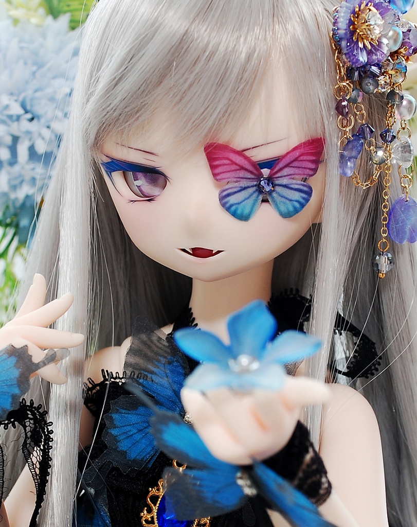 【5/17(日)20:00から販売】魅惑的な美しさ/ Enchanting Beauty DDH-01(セミホワイト肌)カスタムヘッド+自作レジンアイ+フラワー・蝶々ギミックセット
