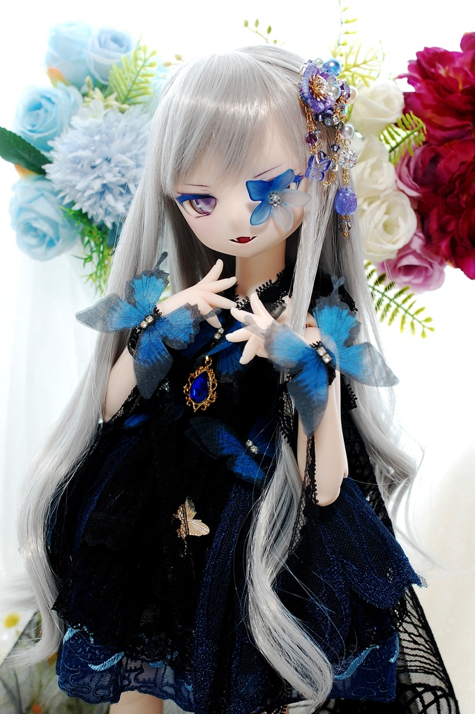 【5/17(日)20:00から販売】魅惑的な美しさ/ Enchanting Beauty DDH-01(セミホワイト肌)カスタムヘッド+自作レジンアイ+フラワー・蝶々ギミックセット