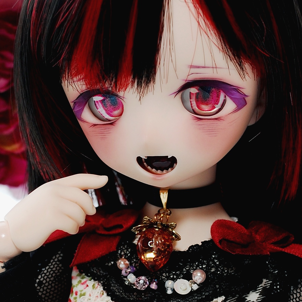 【Sold Out】病み可愛い/Sweet Darkness DDH-01(セミホワイト肌)カスタムヘッド+自作レジンアイ+自作チョーカー